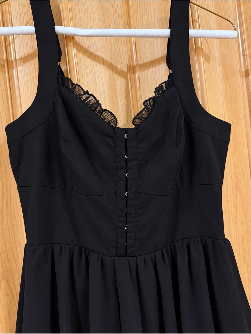 Hot Topic Black Lace-Trim Handkerchief Hem Dress - Picture 3 of 9